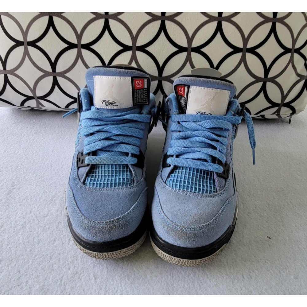 Jordan 4 Retro Mid University Blue Sneakers Size‎ 5.5Y low top No Box